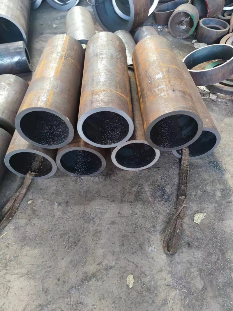 隆尧隆尧隆尧12Cr1MovG无缝钢管切割